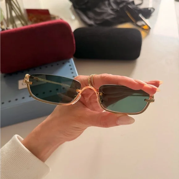 Gucci Gold Sunglasses with Dark Green Lenses - Picture 4 of 7